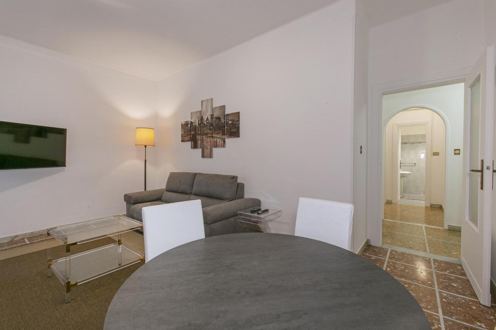 Modern 5 Minutes From Ponte Milvio Apartment Rom