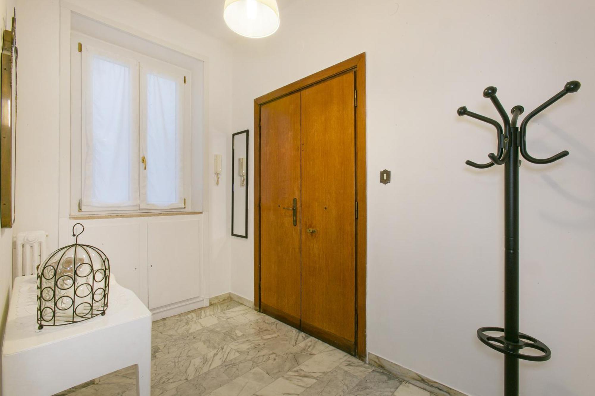 Modern 5 Minutes From Ponte Milvio Apartment *